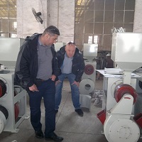 保加利亚客户前来我公司参观