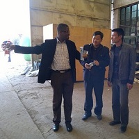 塞拉利昂客户访问我们的工厂