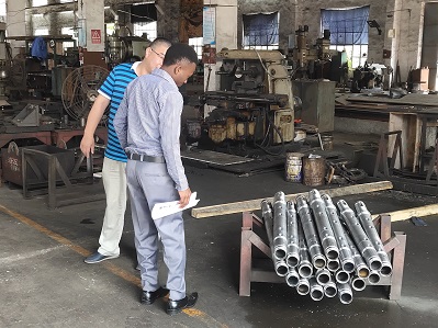 The Nigerian Customers Visited Our Factory (1)