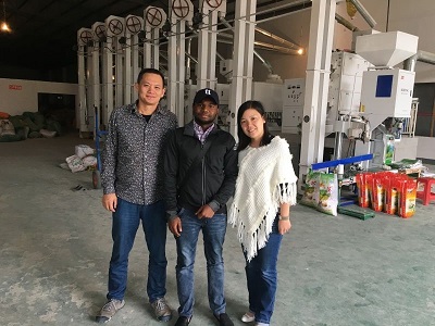 Nigeria Client Visited Us for Rice Mill (1)